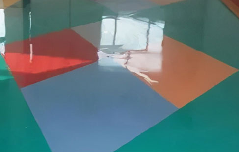 混凝土染色地坪是什么？有哪些特點(diǎn)及應(yīng)用場景？